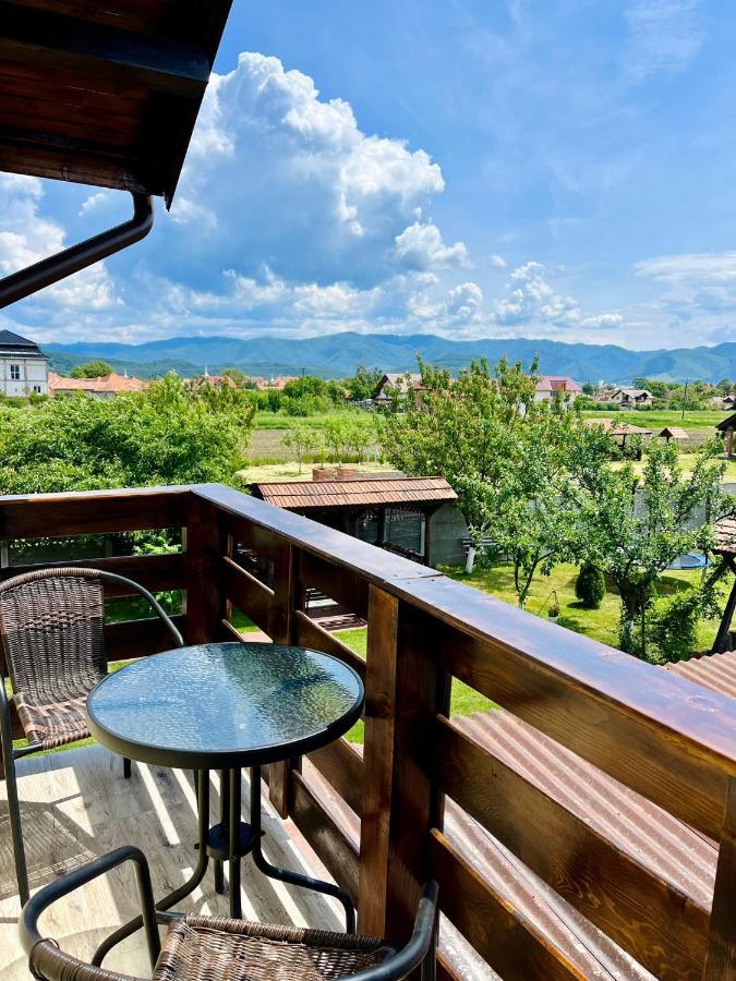 Vila Sofia Haţeg Екстериор снимка